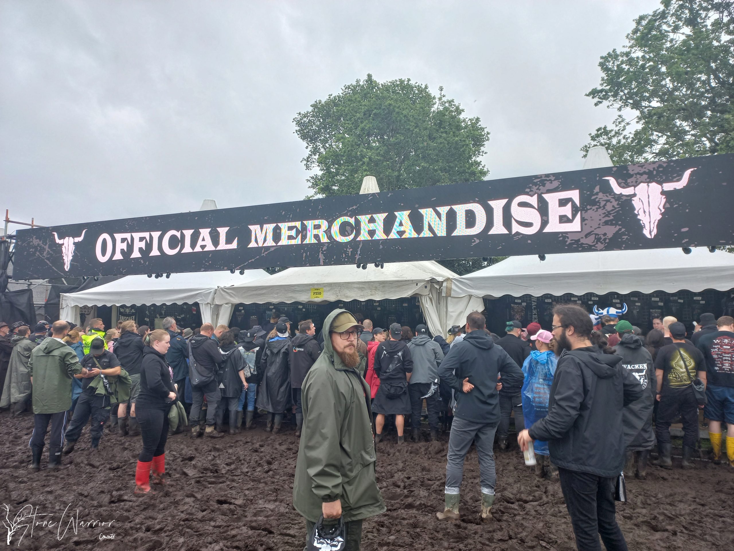 Puesto de merchansiding oficial Wacken