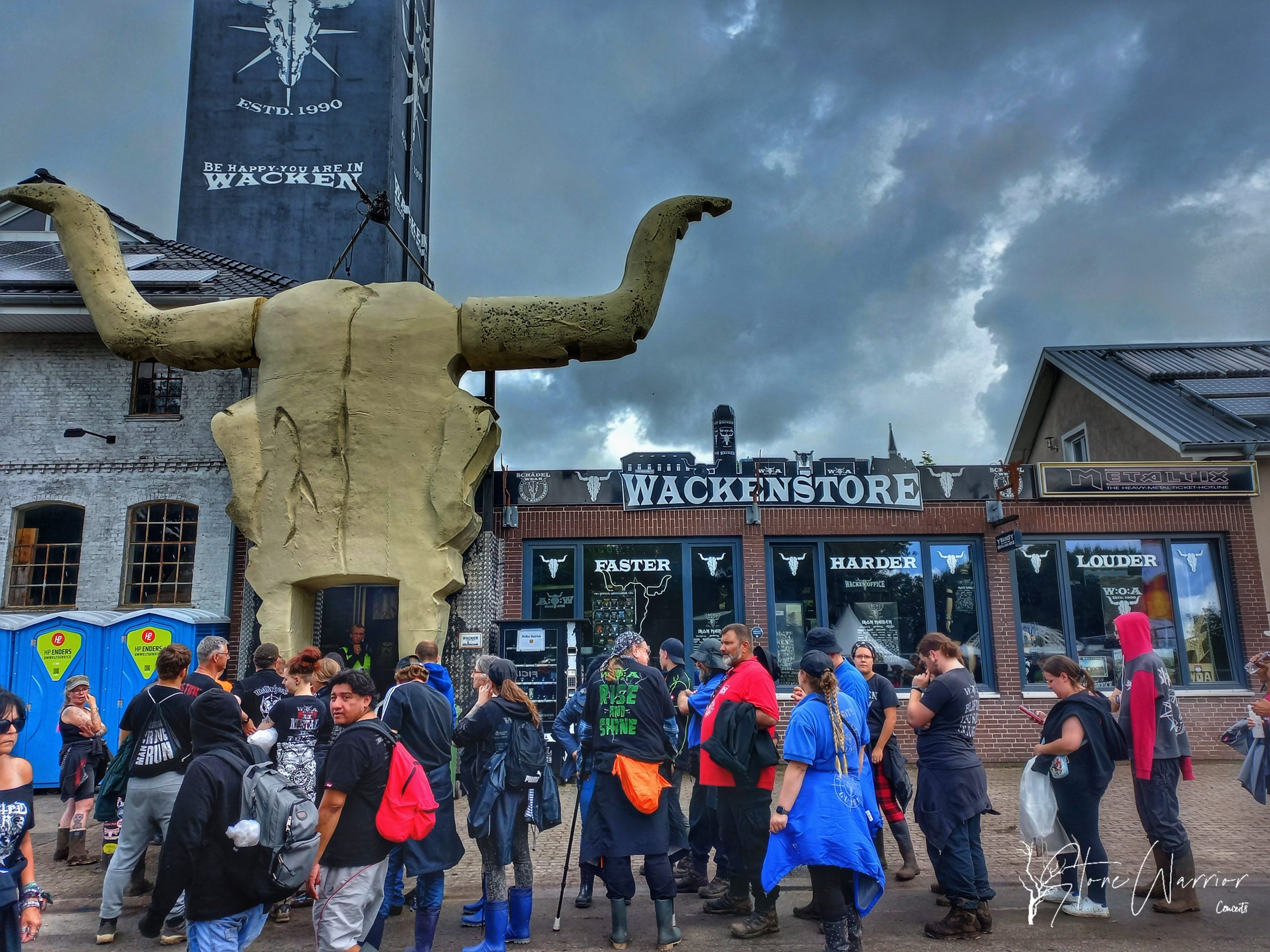 Tienda del Wacken en el pueblo