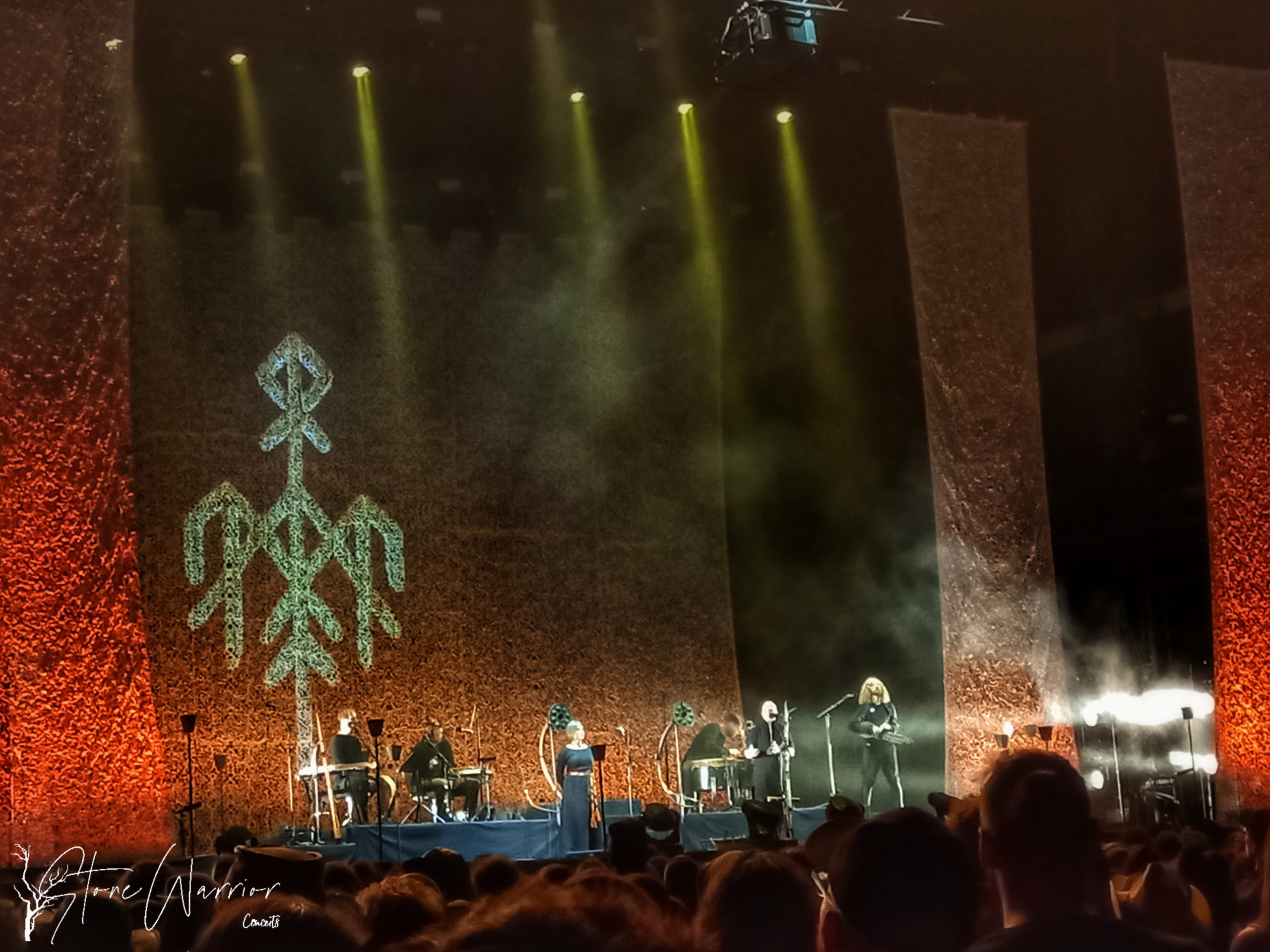 Wardruna y su logo band