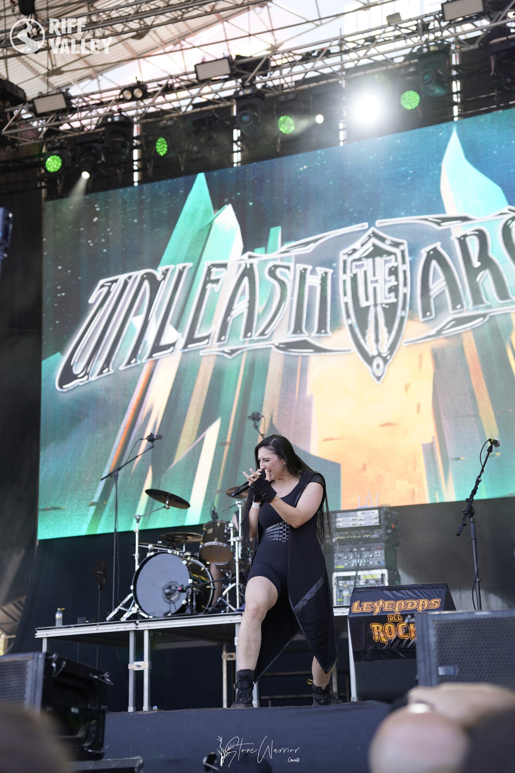 Cantante - Brittney Slayes - Unleash the Archers Leyendas del Rock 2024