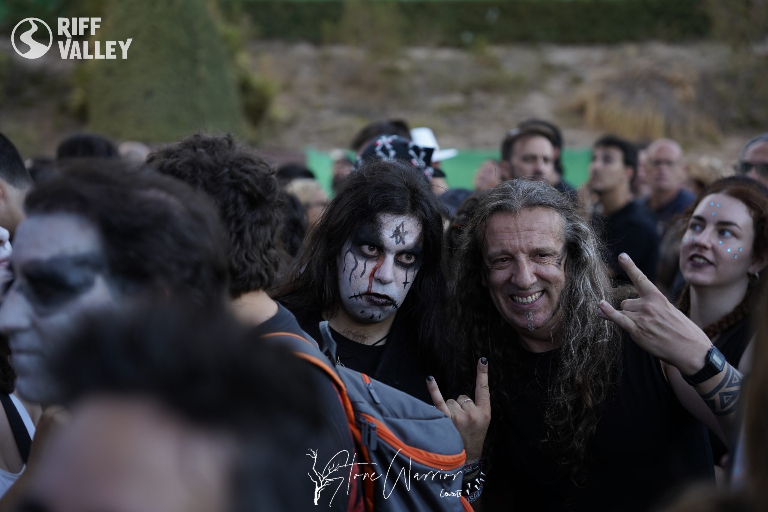 Público esperando a Behemoth en el Leyendas 2024